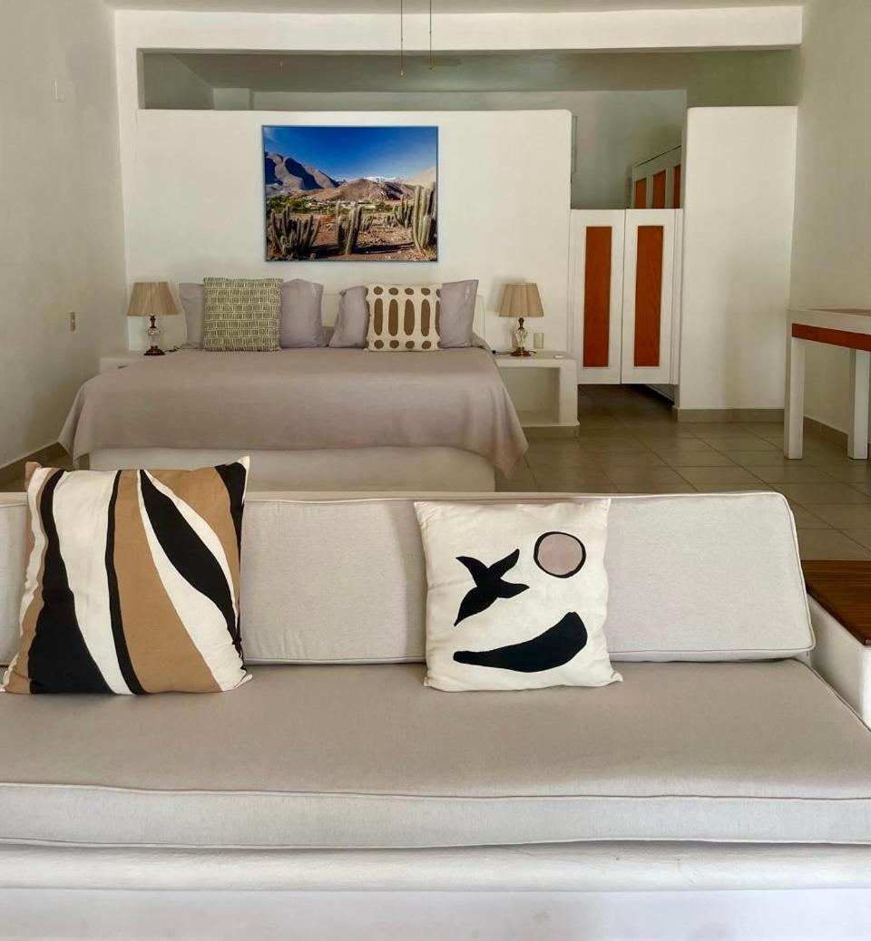 Bed and Breakfast Casa Faro Тронконес Экстерьер фото